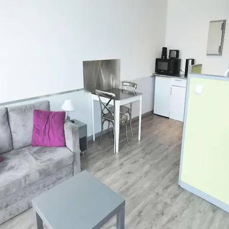 Studio For 2 People Apartment